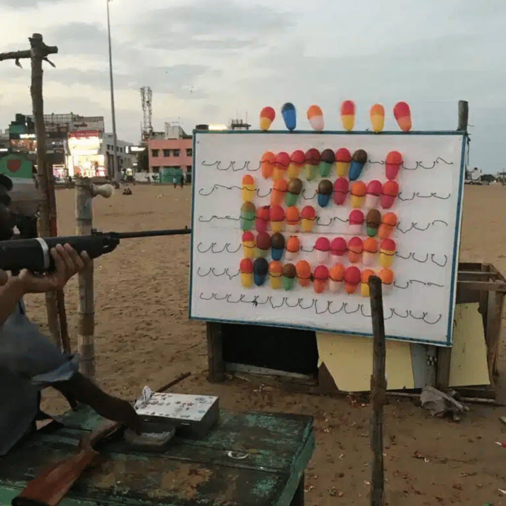 Besant Nagar Beach Chennai Ballon schießen