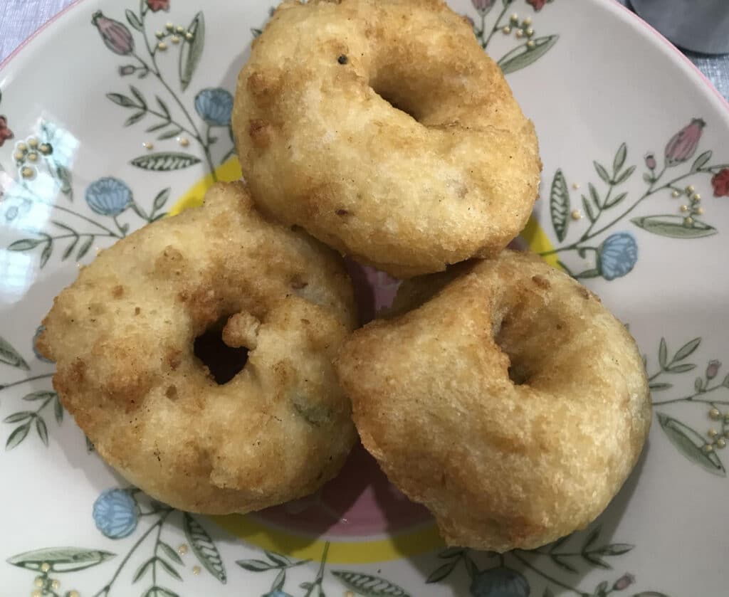 Medhu Vadai